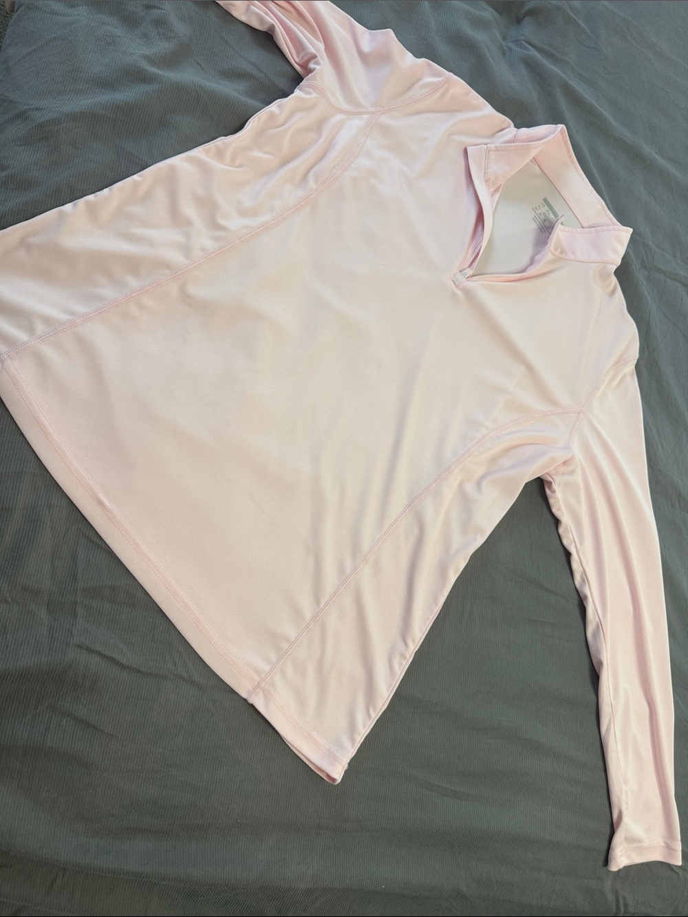 Light Pink Women’s Long-Sleeve Performance Top